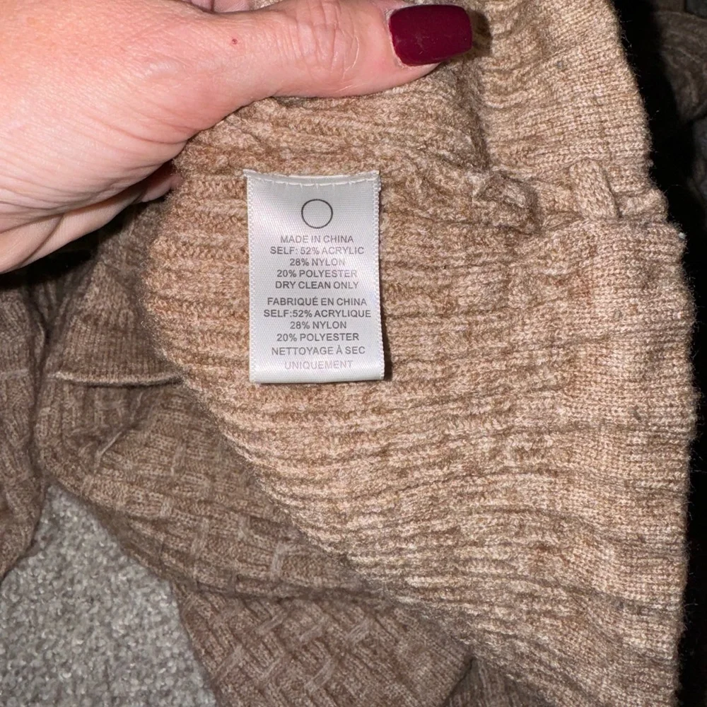Paper Crane cropped, hooded sweater - Picture 8 of 9